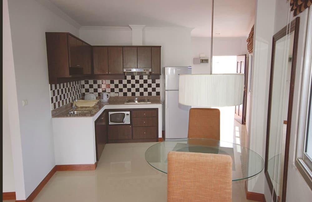 Orchid Kathu Heights Service Apartments Kültér fotó