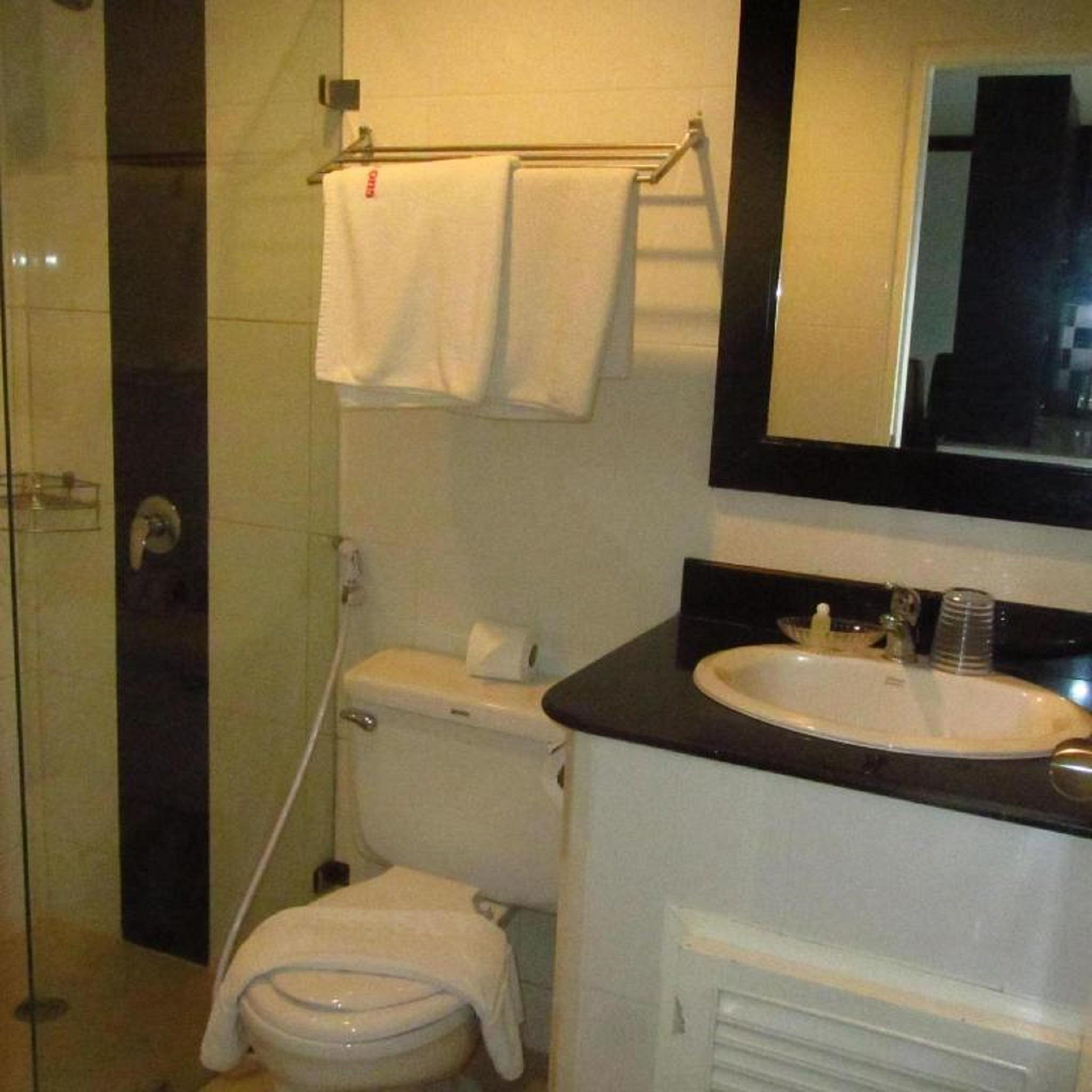 Orchid Kathu Heights Service Apartments Kültér fotó