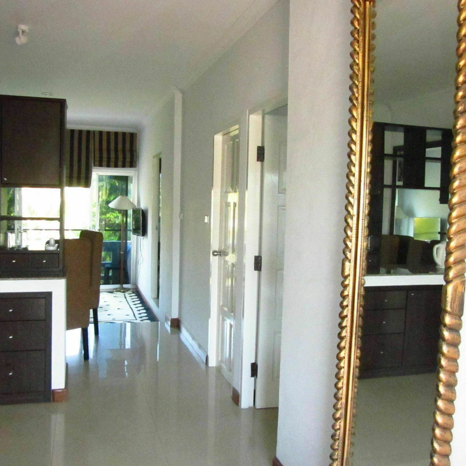 Orchid Kathu Heights Service Apartments Kültér fotó